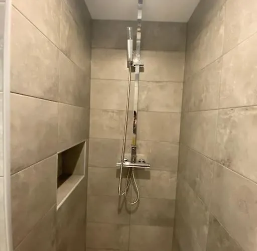 Neuf Avec Jardin Privatif *